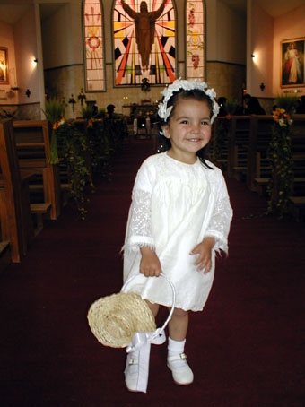 Raphaela 2 years, bridesmaid for Carmen Julia and Robert at their wedding in Tarija