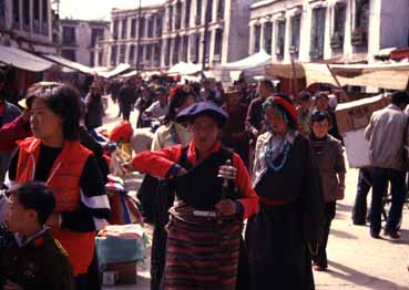 Tibetans in Lhasa